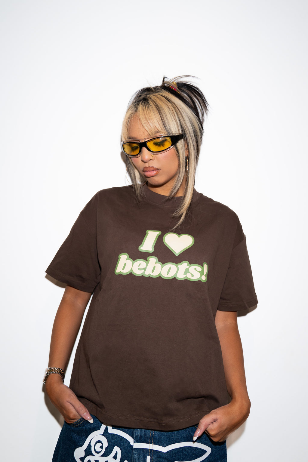 I 🤎 Bebots Boxy Unisex Tee