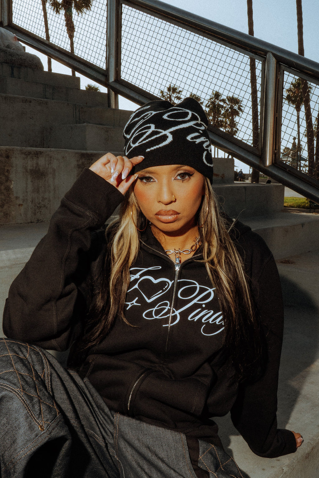 Nonchalant Beanies in Pink and Black 🖤🩷