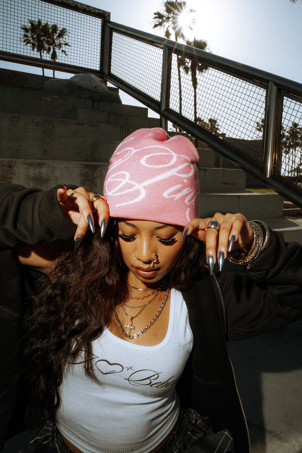 Nonchalant Beanies in Pink and Black 🖤🩷
